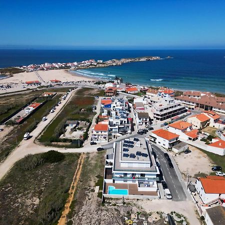 Beach & Surf Lovers Apartment With Ac - Baleal Bagian luar foto
