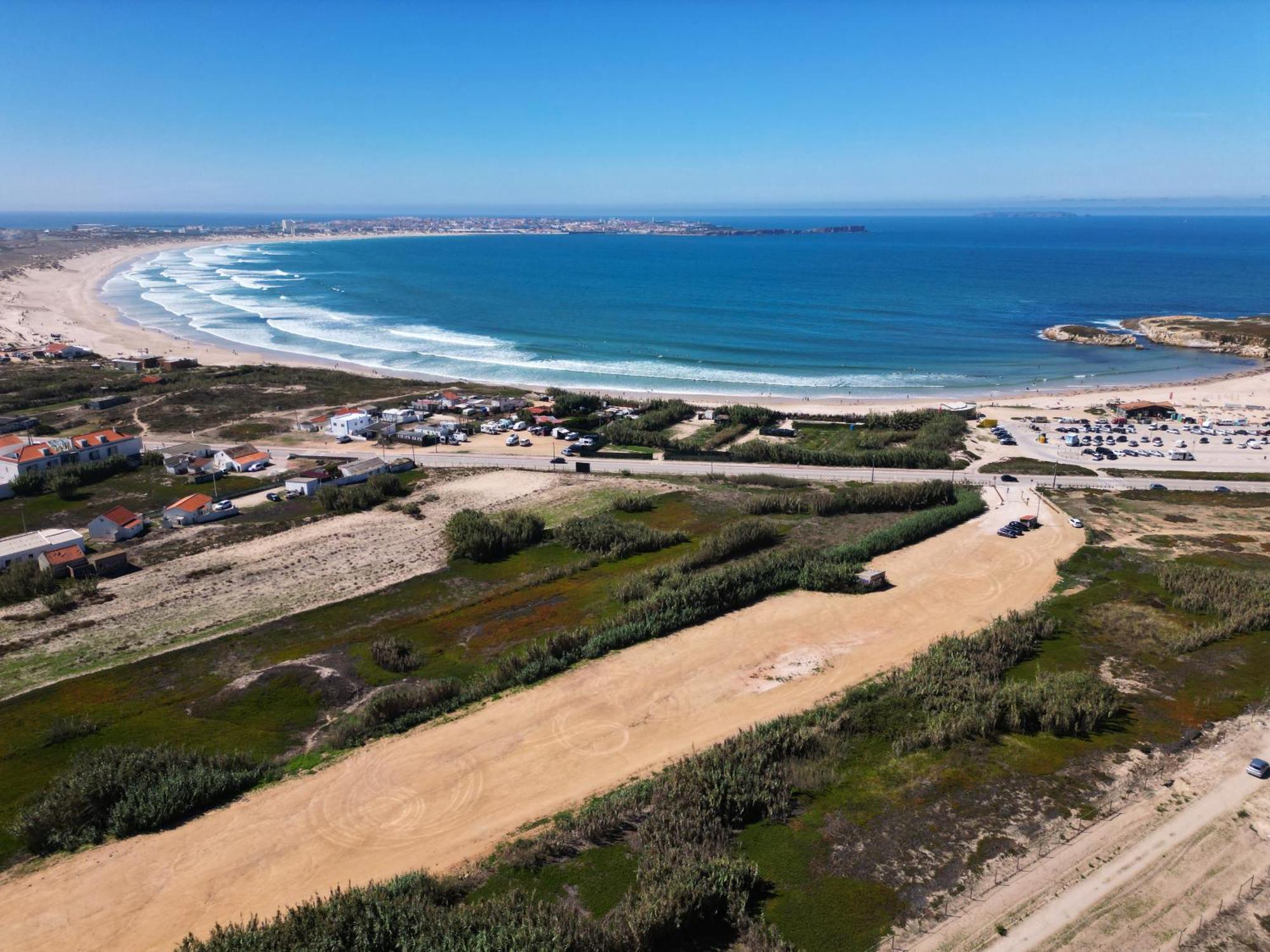 Beach & Surf Lovers Apartment With Ac - Baleal Bagian luar foto