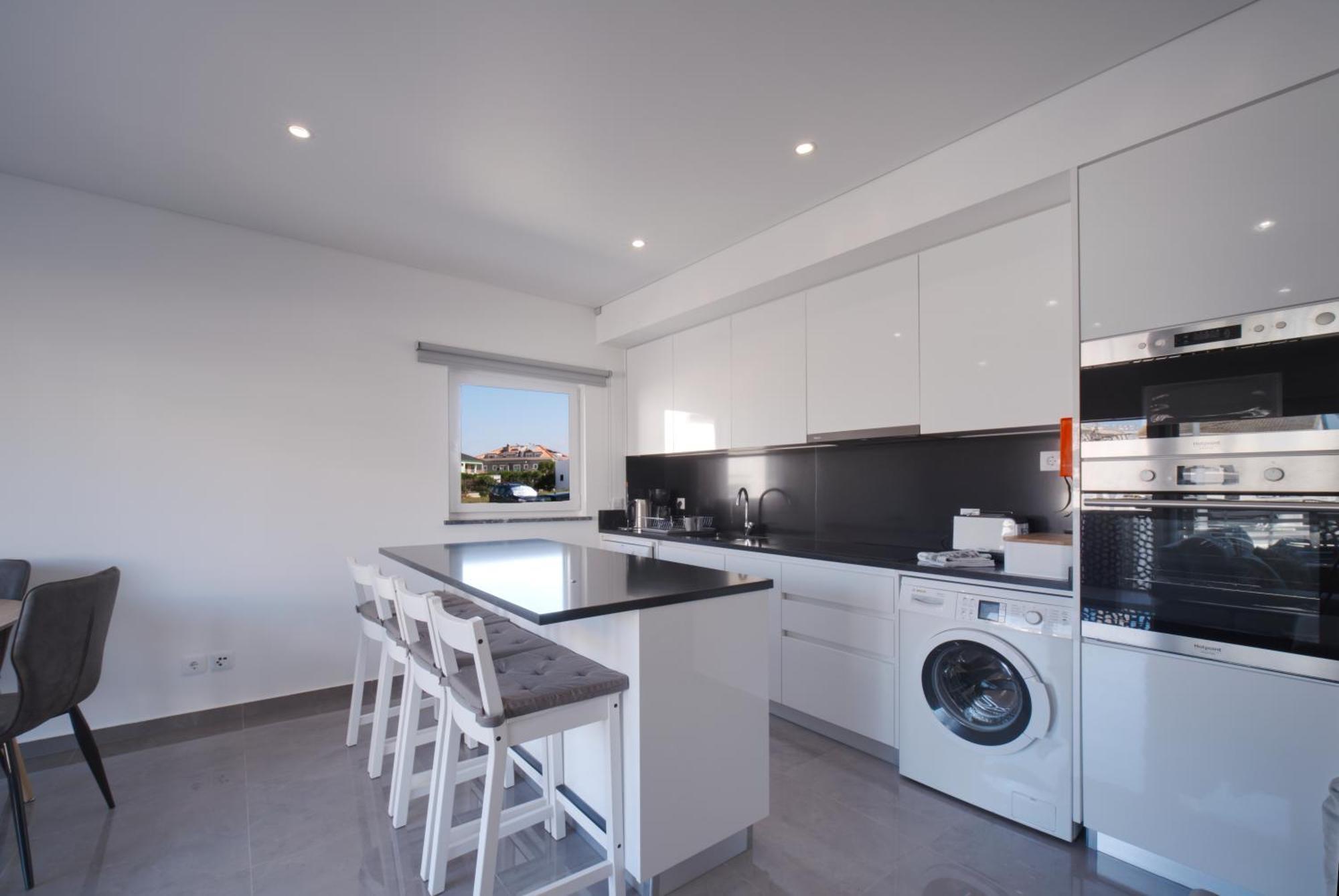 Beach & Surf Lovers Apartment With Ac - Baleal Bagian luar foto