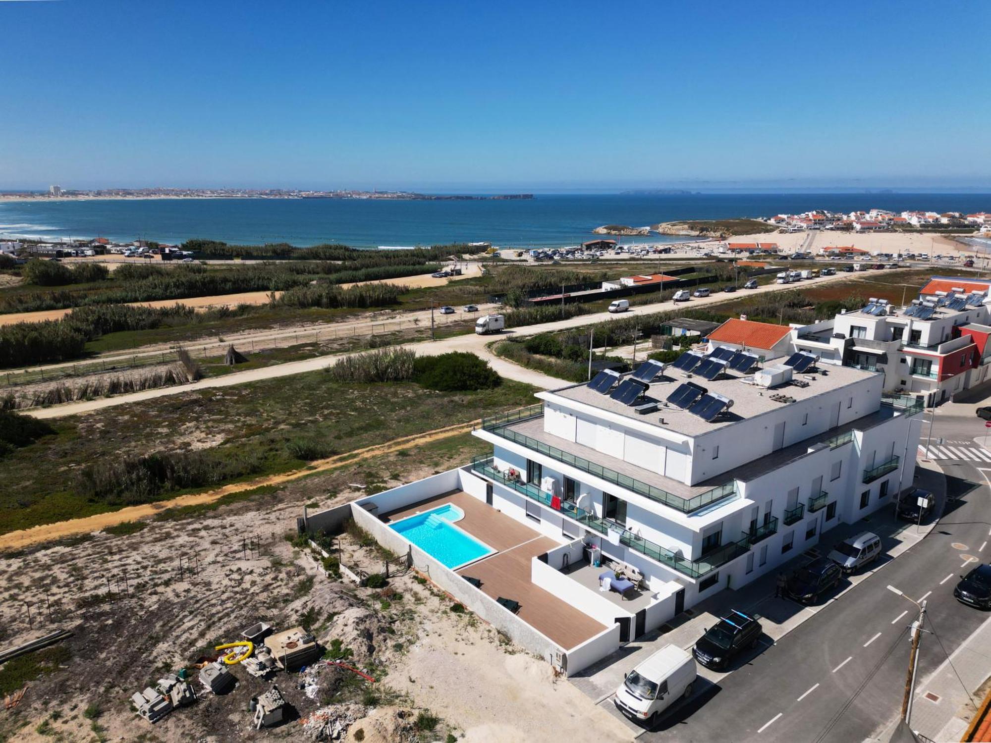 Beach & Surf Lovers Apartment With Ac - Baleal Bagian luar foto